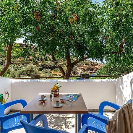 Agia Marina 8 Andros Hébergement de vacances Batsi